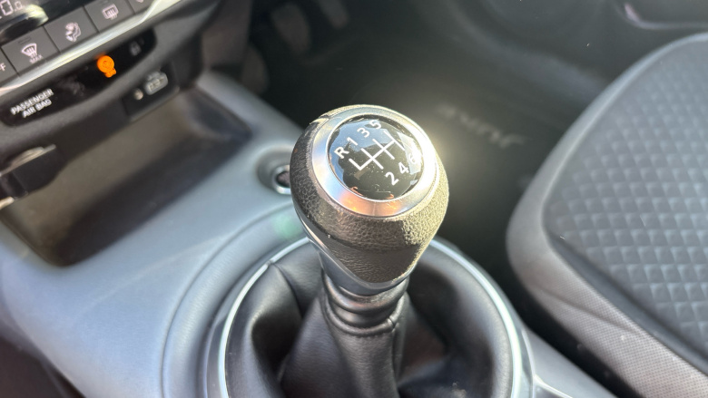 Nissan Juke 1.0 DiG-T 114 N-Connecta 5dr Petrol Hatchback